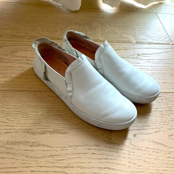 Kate Spade “Lilly” Sneakers - Picture 2 of 2